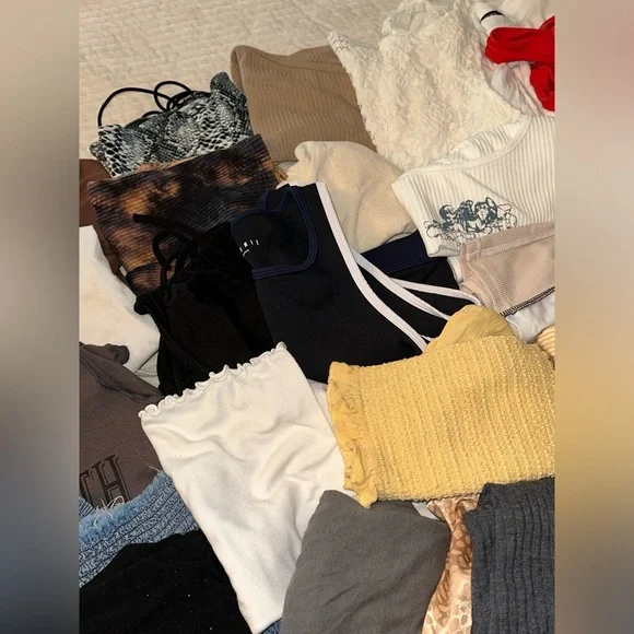 Tank Top Mystery Bundle!!! ✨ - Picture 3 of 5